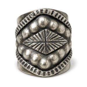 Anillo Fayruz
